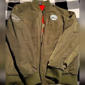 Mens 76ers jacket NWT